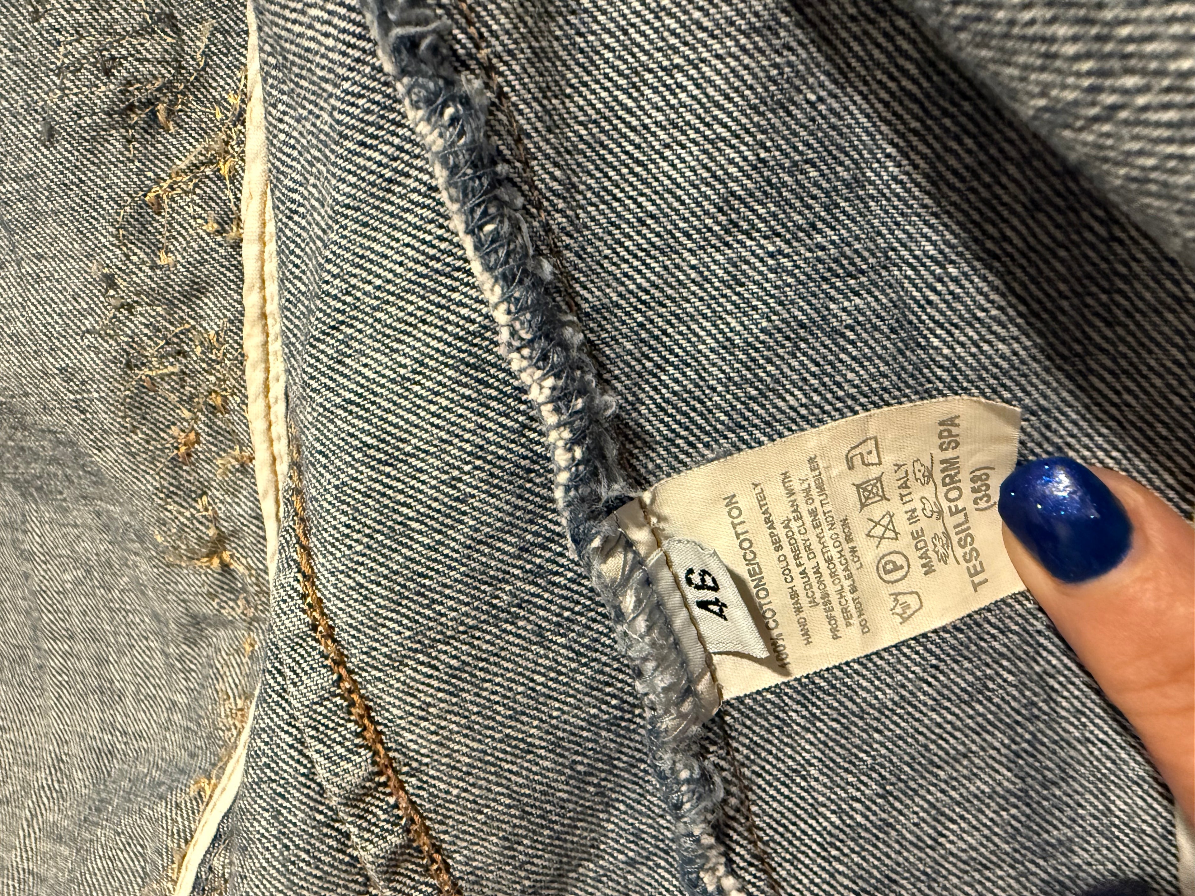 Parasuco Women's Embellished (back) Distressed Denim Jacket Size 36/small