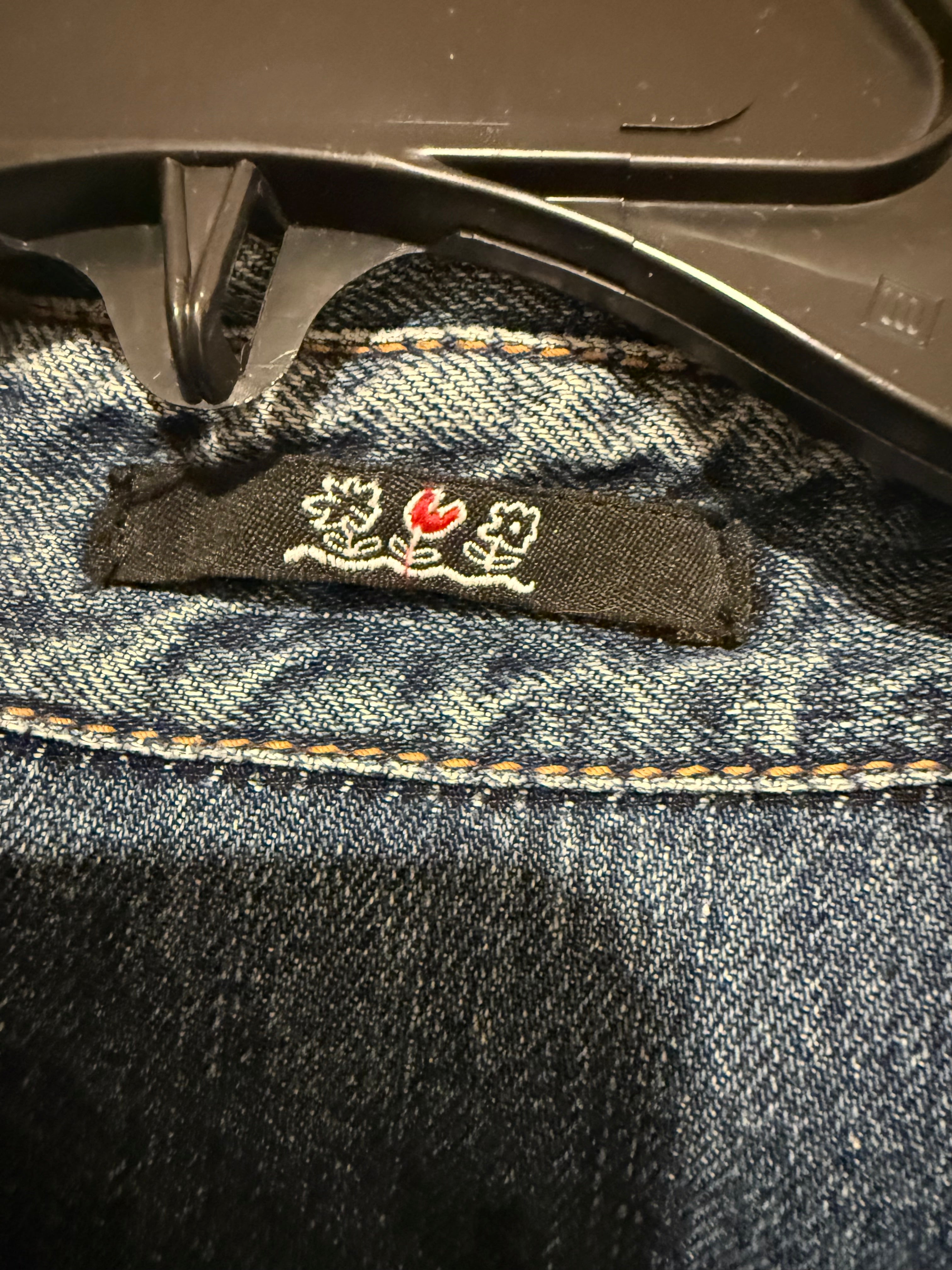 Parasuco Women's Embellished (back) Distressed Denim Jacket Size 36/small